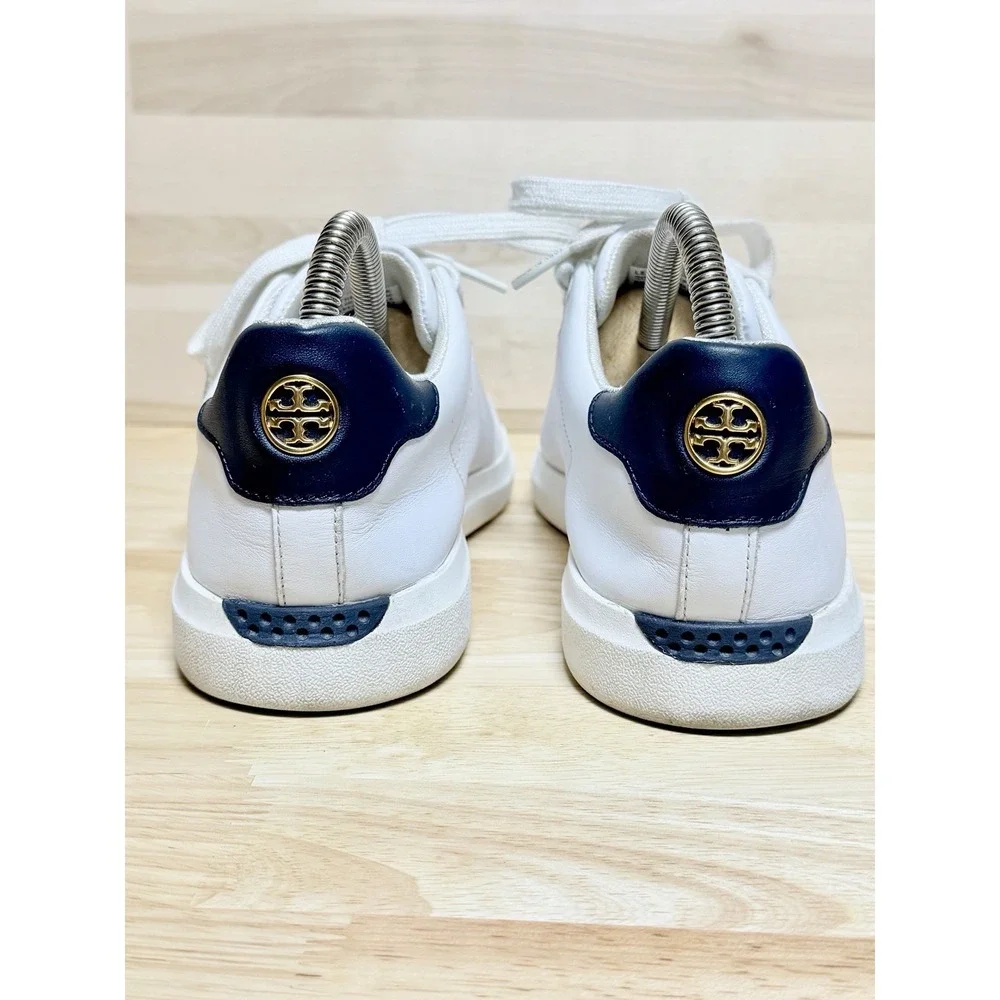 Tory Burch Howell Court Sneakers Womens 8 White Leather Navy Gold Logo 73057